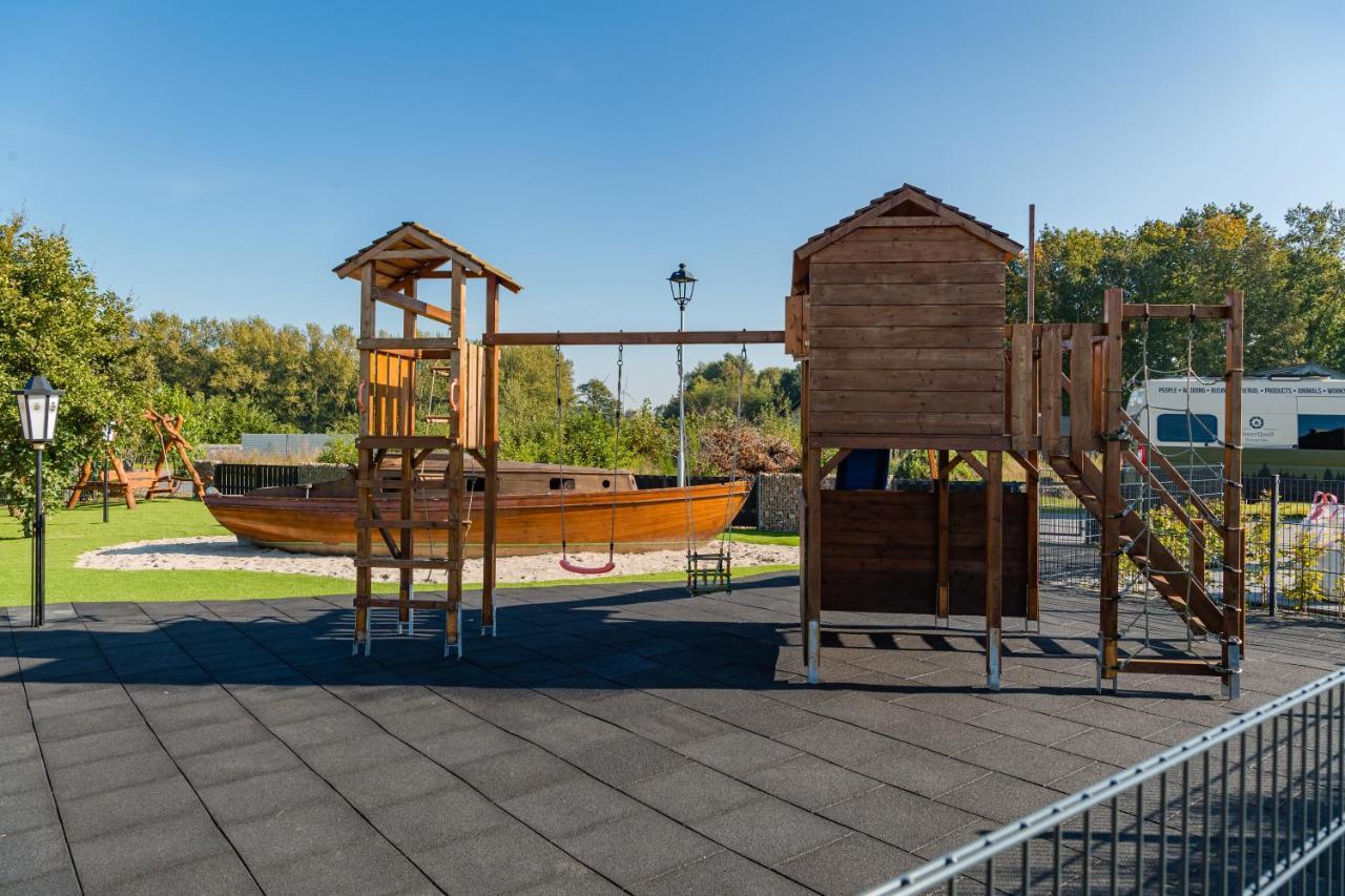 Ferienpark Harkebruegge Haus Juist Barssel  Bagian luar foto
