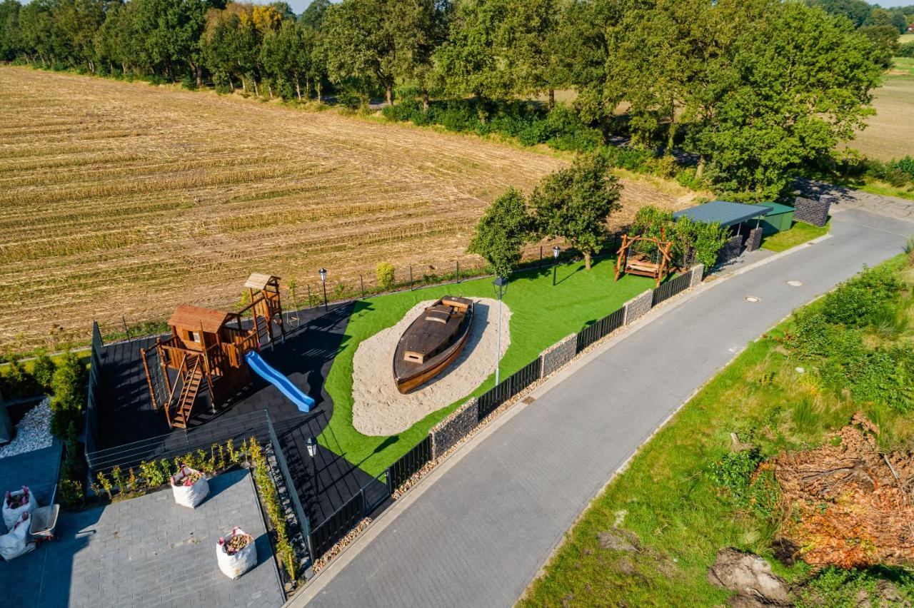 Ferienpark Harkebruegge Haus Juist Barssel  Bagian luar foto