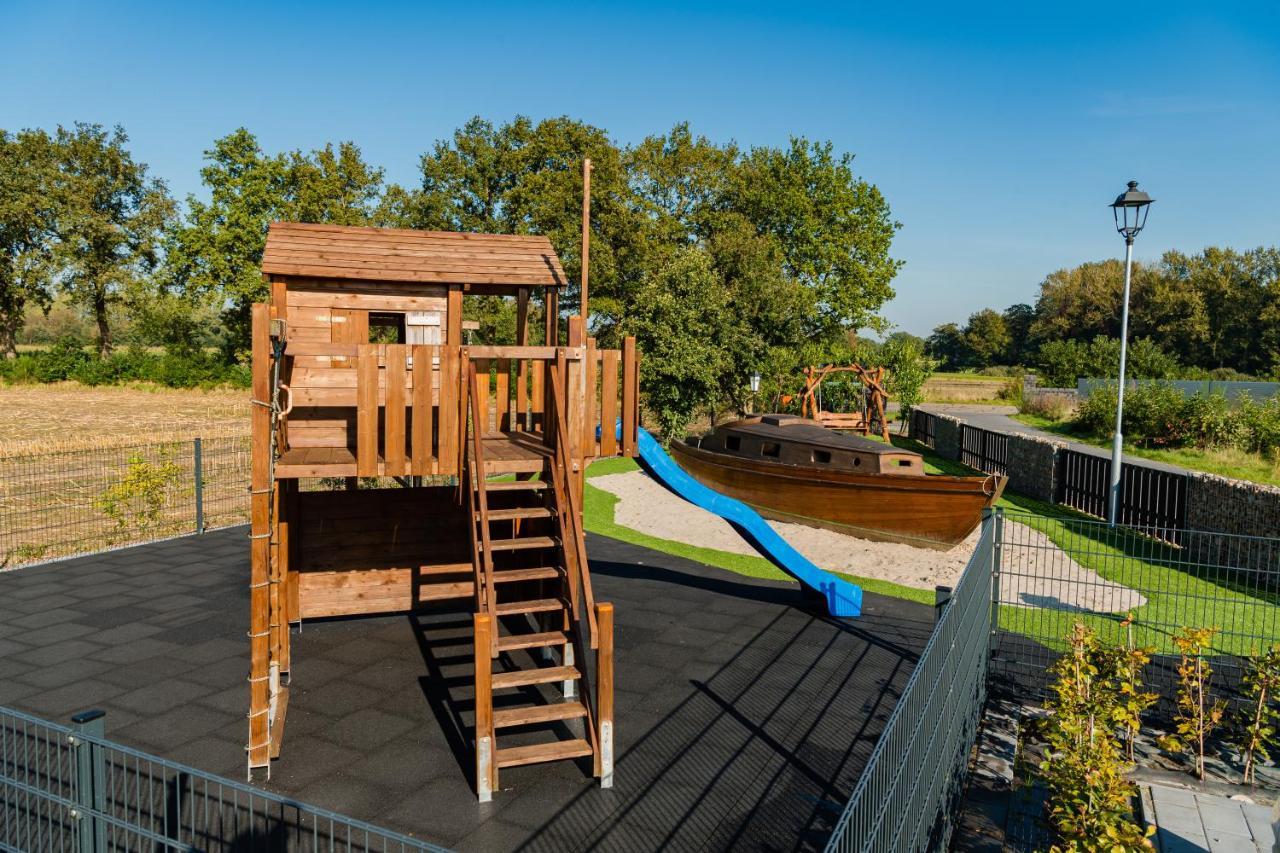 Ferienpark Harkebruegge Haus Juist Barssel  Bagian luar foto